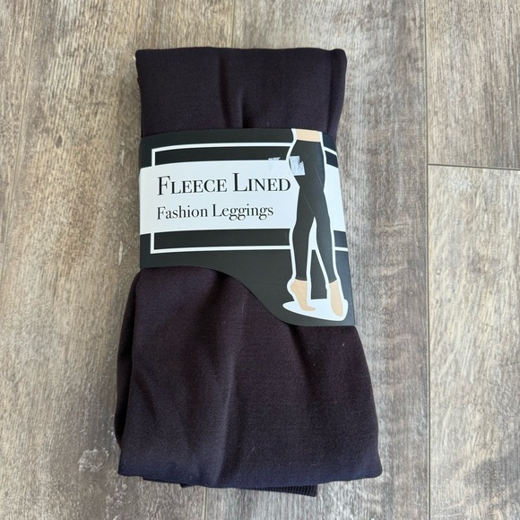 NWT! Full Length Fleece Lined Leggings - Plum Purple - Size Large/XL - Picture 1 of 4